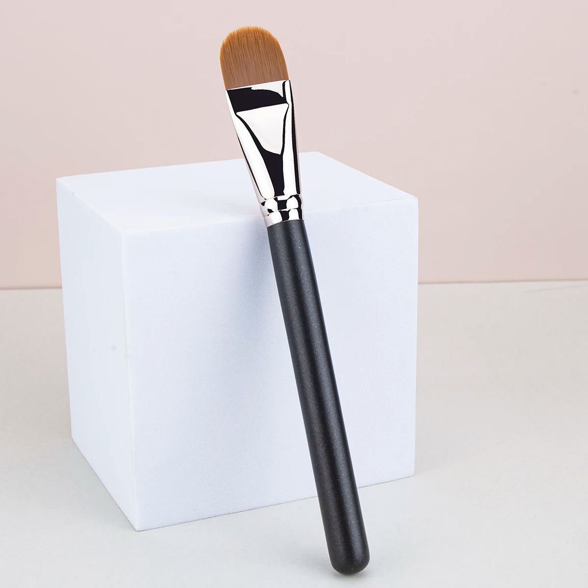 Ultra Thin Foundation Brush Lightweight and Thin Face Contour Brush Flat Contour Brush Blending Foundation Cream Makeup Brushes